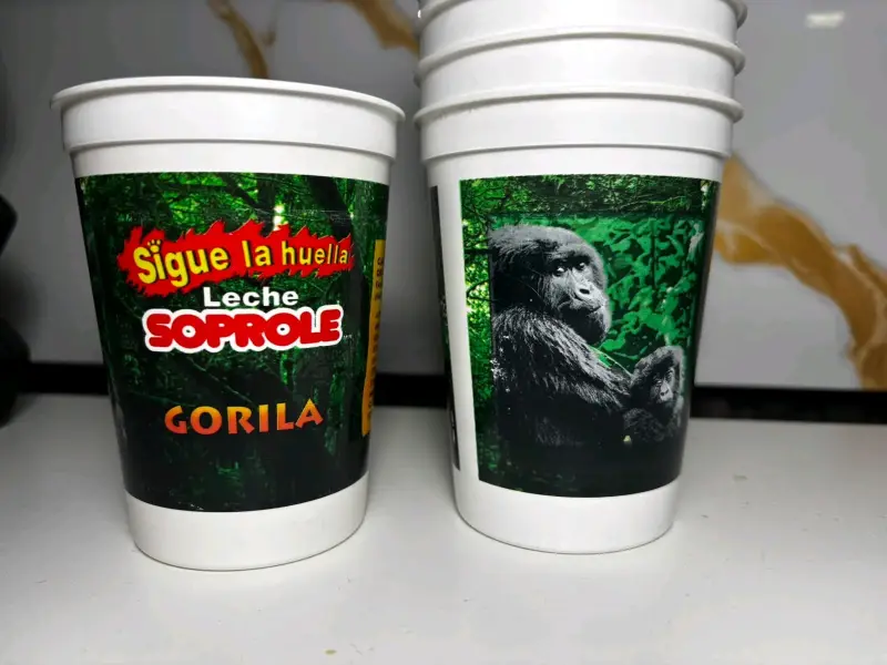 Vasos plásticos Soprole edición Gorila