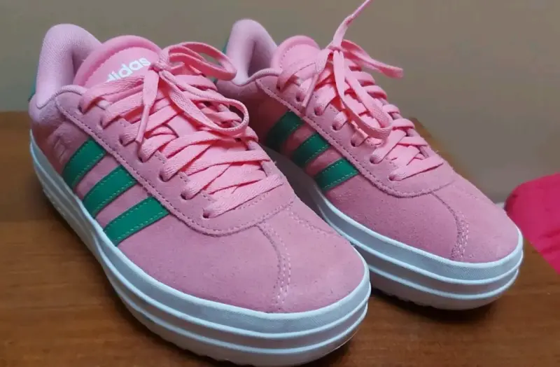Zapatillas deportivas rosas Adidas - 2