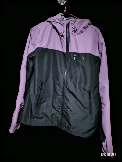 Chaqueta impermeable bicolor con capucha - miniatura 1