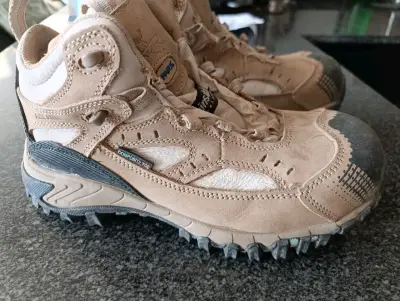 Botas de trekking Ascent beige con punta reforzada - miniatura 1