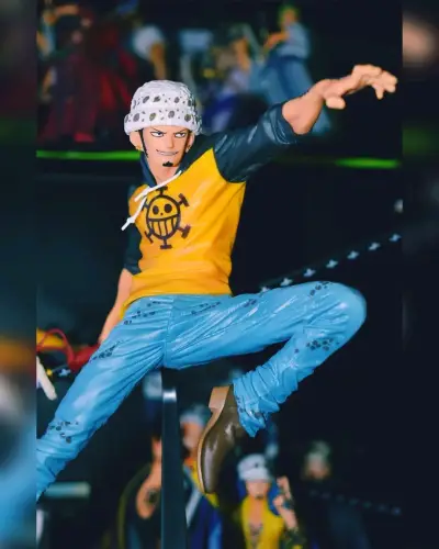 Figura Trafalgar Law One Piece - miniatura 3