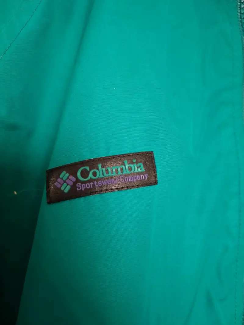 Chaqueta Columbia verde impermeable - 2