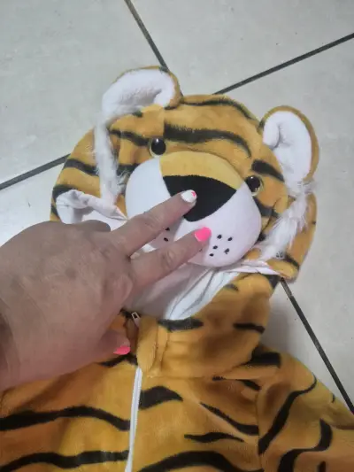 Disfraz de tigre para bebé suave y cómodo - miniatura 2