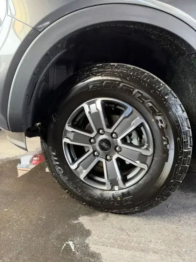 LLANTAS + NEUMÁTICOS ORIGINALES FORD RANGER XLT - miniatura 2