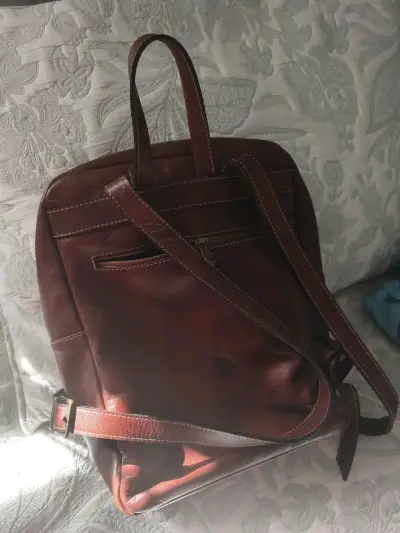 Mochila de cuero marrón - miniatura 2