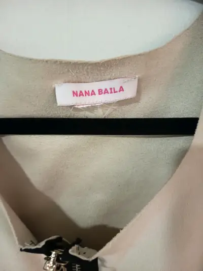 Vestido beige Nana Baila elegante - miniatura 1