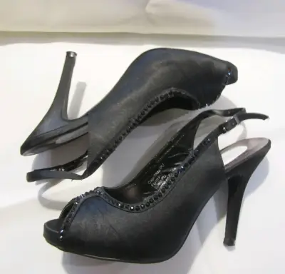 Sandalias negras taco alto con detalles brillan - miniatura 3