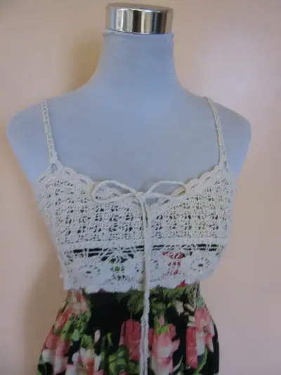 Vestido aplicación hilo en pecho para mujer - miniatura 1