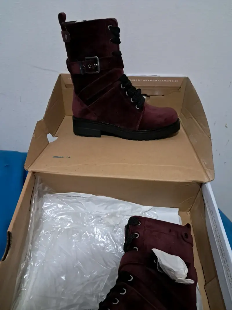 Botas de gamuza burdeos con cierre lateral - 2