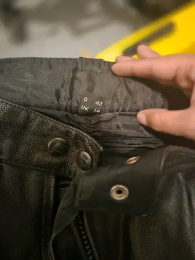 Pantalones de cordura para motociclista - miniatura 2