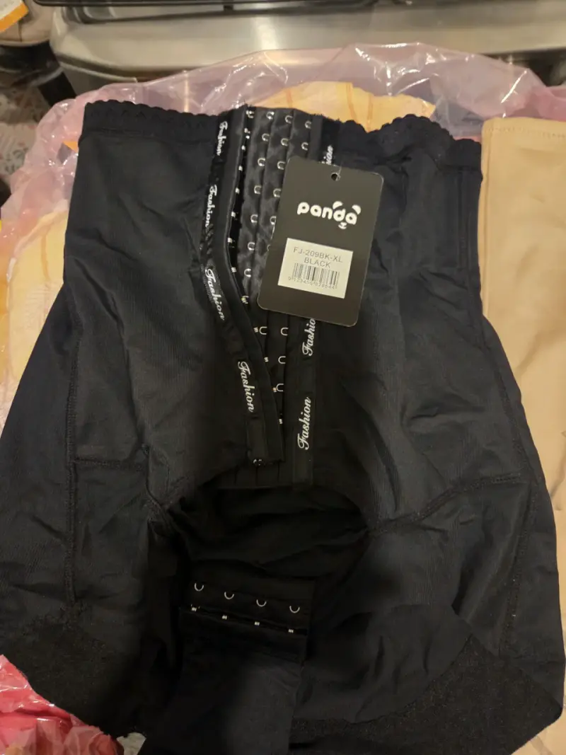 Faja reductora beige Silk Boutique - 4