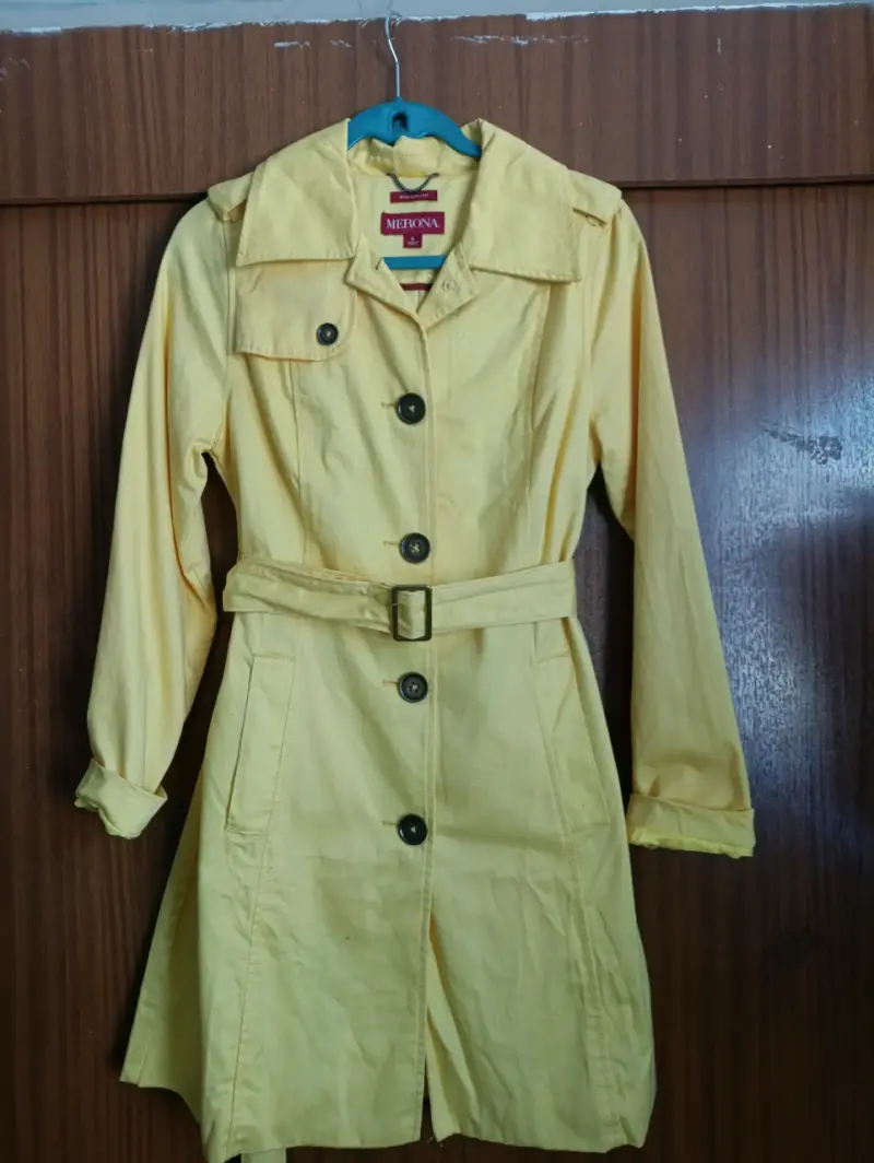 Abrigo amarillo Merona con cinturón - 1