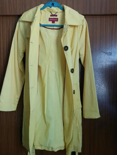 Abrigo amarillo Merona con cinturón - miniatura 3