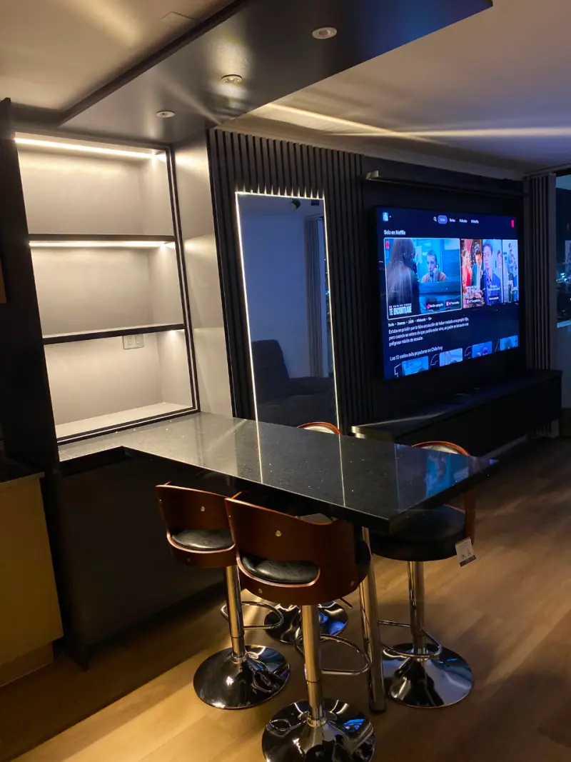 Muebles personalizados con iluminación LED - 3