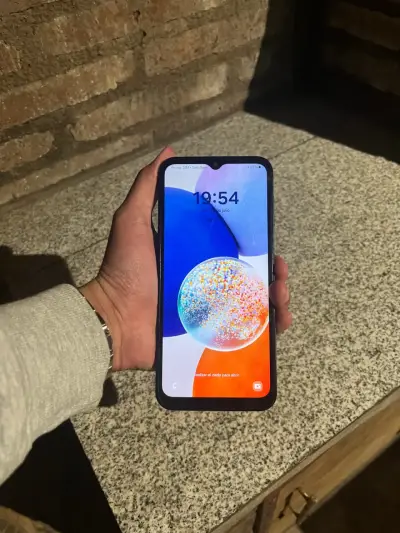 Smartphone Samsung Galaxy A14 5G negro - miniatura 1