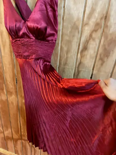 Vestido de fiesta rojo burdeos talal 38 - miniatura 2