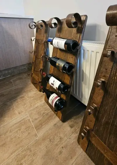 Botellero de madera rústico para vinos - miniatura 1