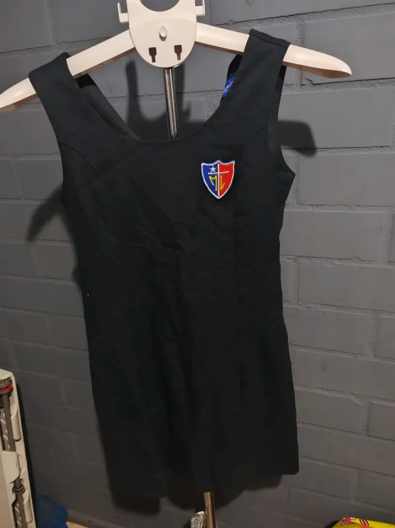 Ropa de colegio - 1