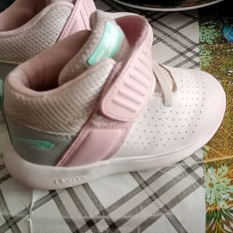 Zapatillas Nike para bebé color rosa - 5