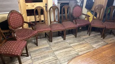 Juego de comedor de madera con 8 sillas - miniatura 2
