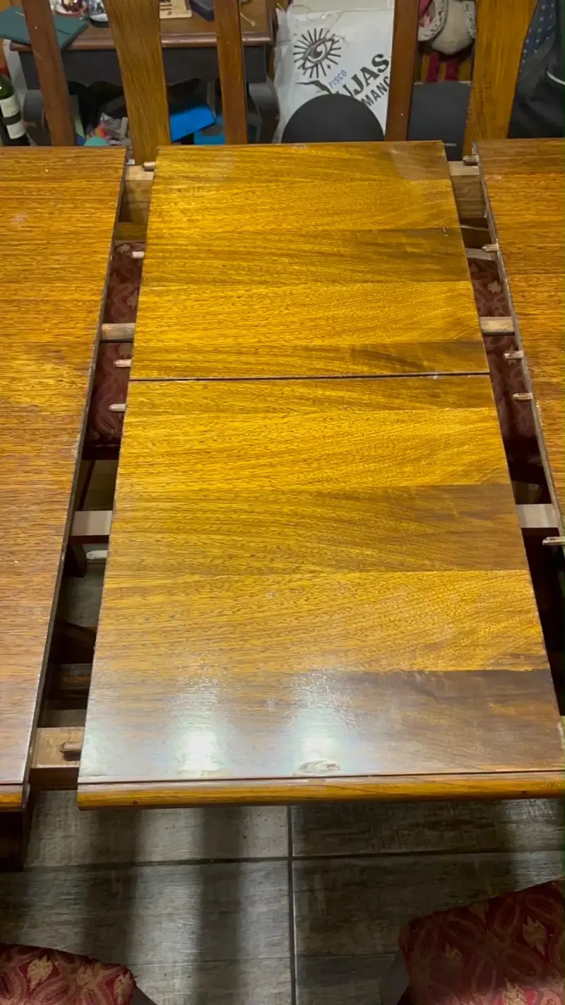 Juego de comedor de madera con 8 sillas - 4