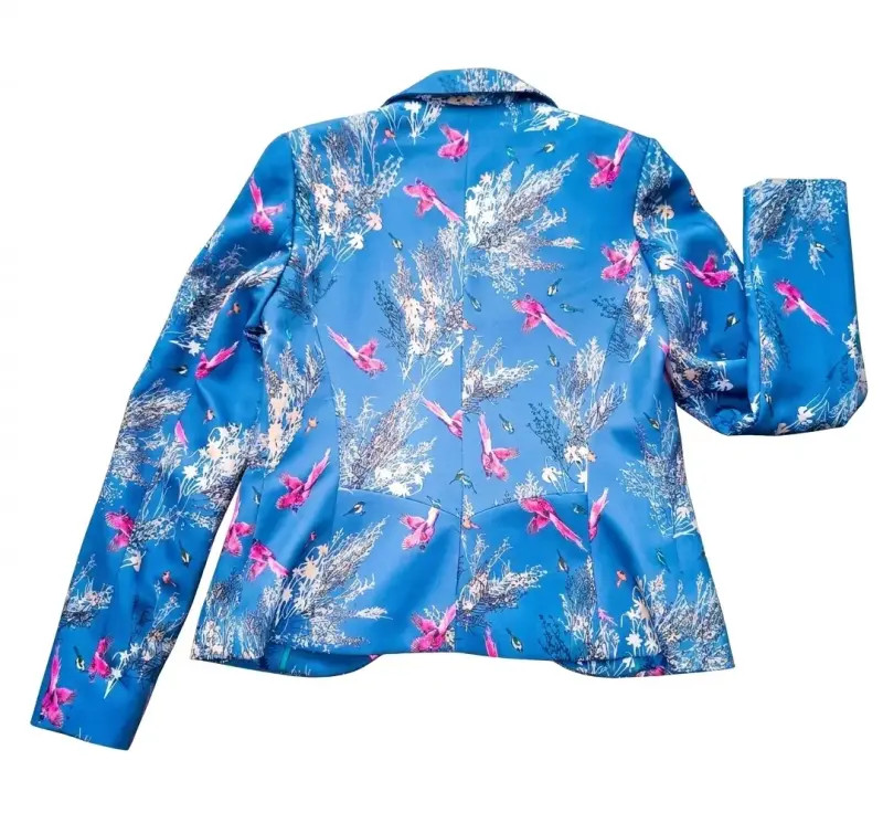 Blazer IO estampado azul con diseño floral - 2