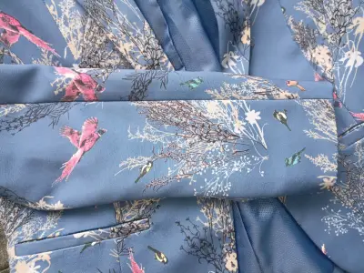 Blazer IO estampado azul con diseño floral - miniatura 3