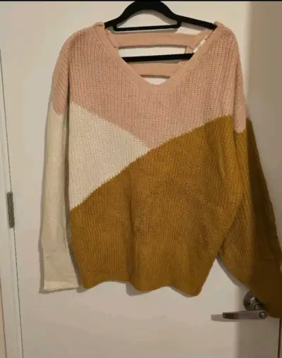 Suéter de punto tricolor para mujer - miniatura 1