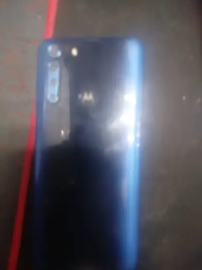 Teléfono inteligente con pantalla táctil - miniatura 2