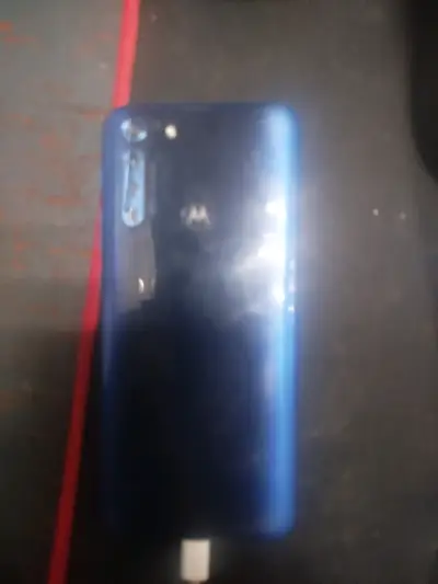 Teléfono inteligente con pantalla táctil - miniatura 3