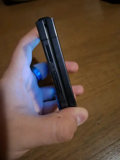 VoP Samsung Z Flip 7 - miniatura 2