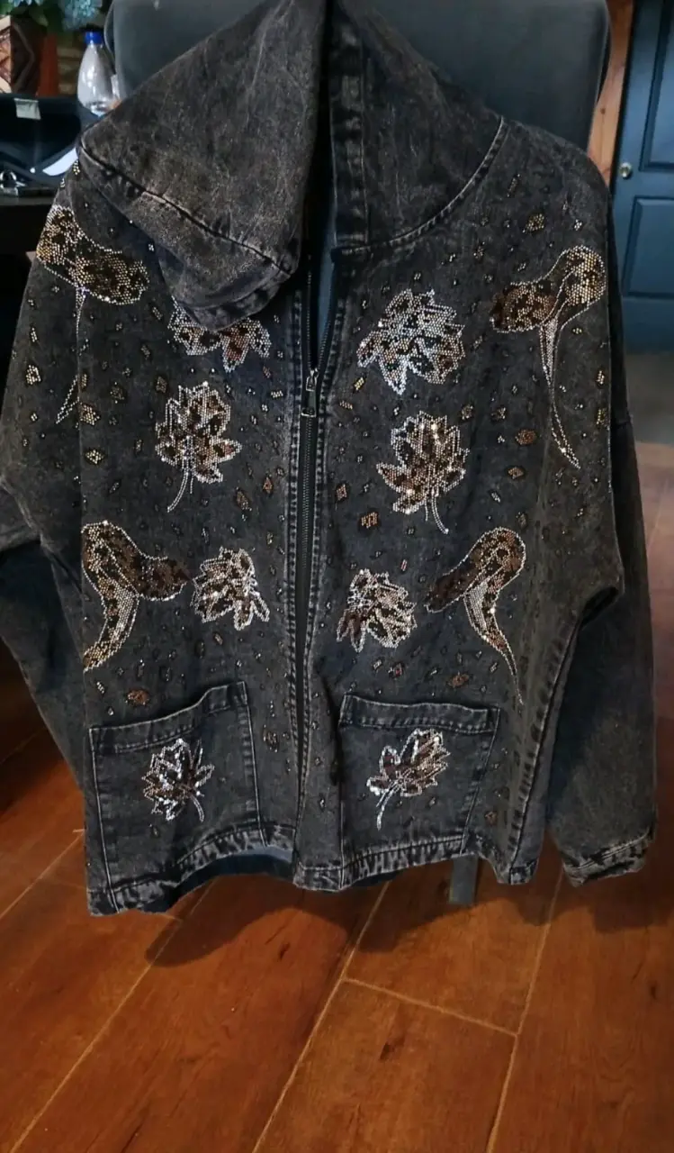 Chaqueta de mezclilla con bordado floral - 2