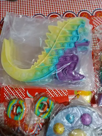 Juguetes Sensoriales It de mariposa multicolor - miniatura 5