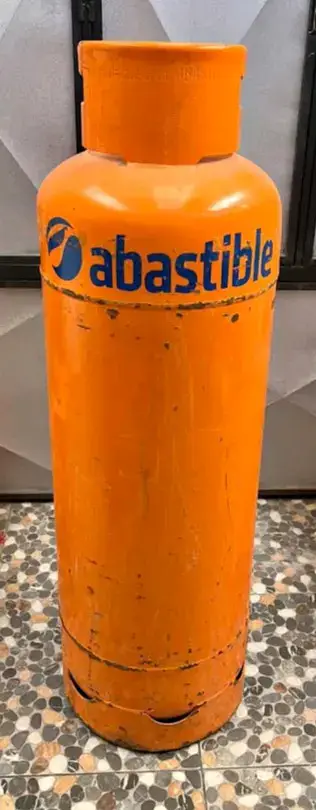 Balón de gas licuado de 45 kg - miniatura 1