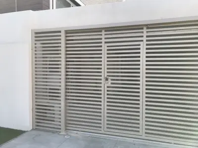 Fabricación y mantenimiento de portones automáticos - miniatura 4