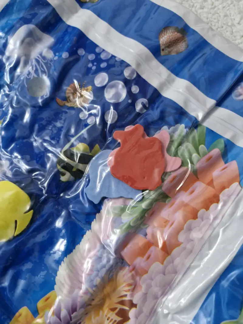 Alfombra de agua para bebés con diseño marino - 2