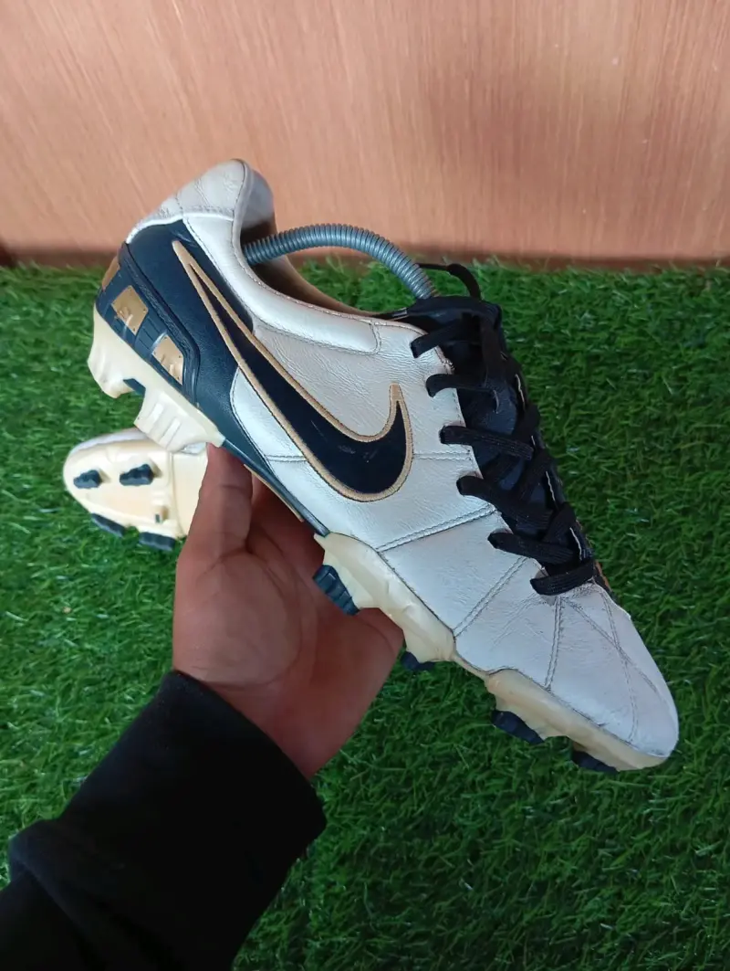 Zapatos de fútbol Nike total 90 - 1
