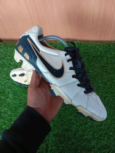Zapatos de fútbol Nike total 90 - miniatura 1