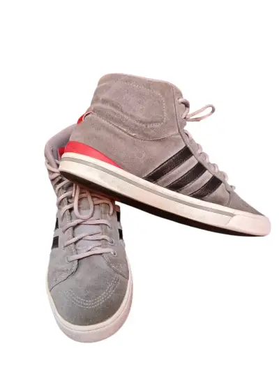 Zapatillas altas grises de gamuza - miniatura 2