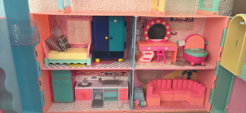 Casa de muñecas LOL Surprise con accesorios - 4