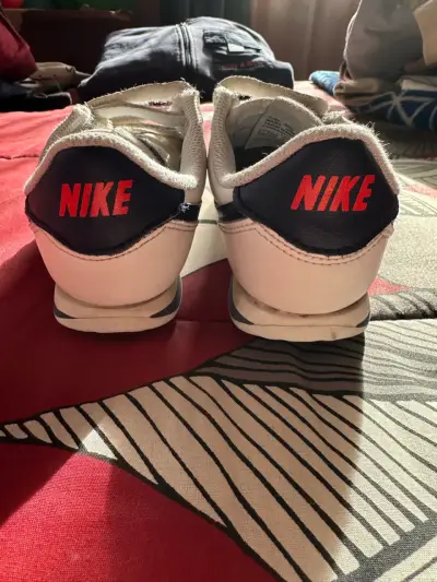 Zapatillas deportivas blancas para niños - miniatura 3