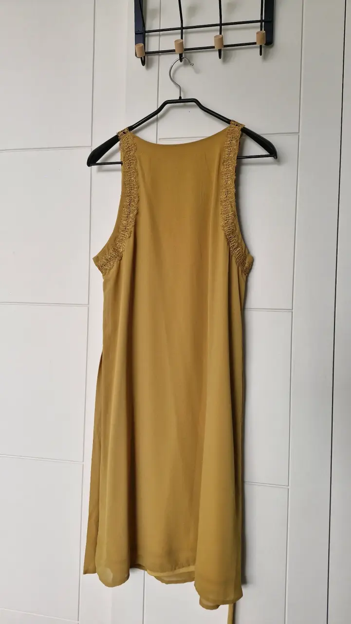 Vestido sin mangas mostaza - Anna Field - 2