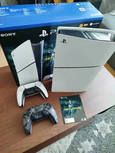 Consola PS5 Digital Edition con dos controles - miniatura 3
