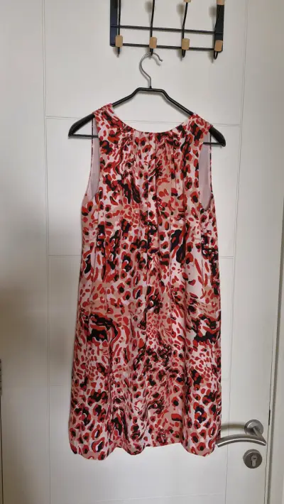 Vestido estampado animal print rojo y negro - miniatura 1