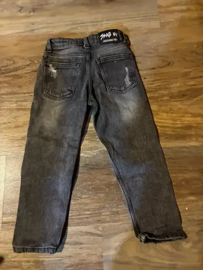 Conjunto infantil de polerones y jeans talla 6 - miniatura 5