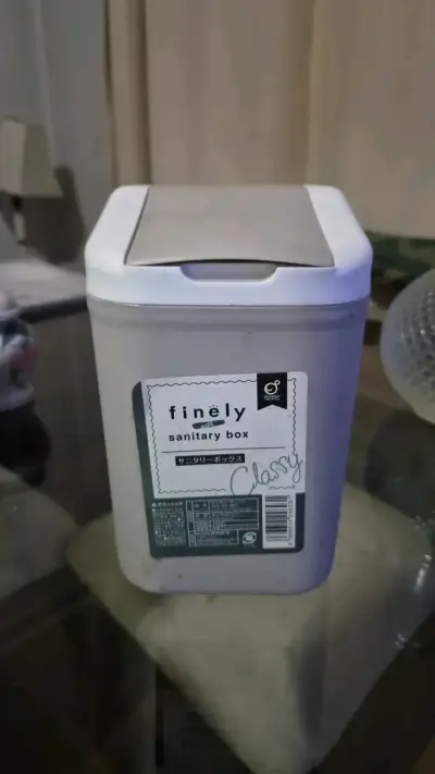 Caja sanitaria Finely con tapa - miniatura 1