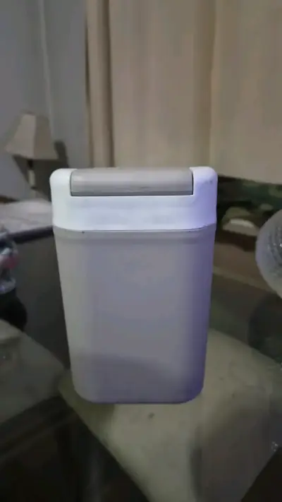 Caja sanitaria Finely con tapa - miniatura 2