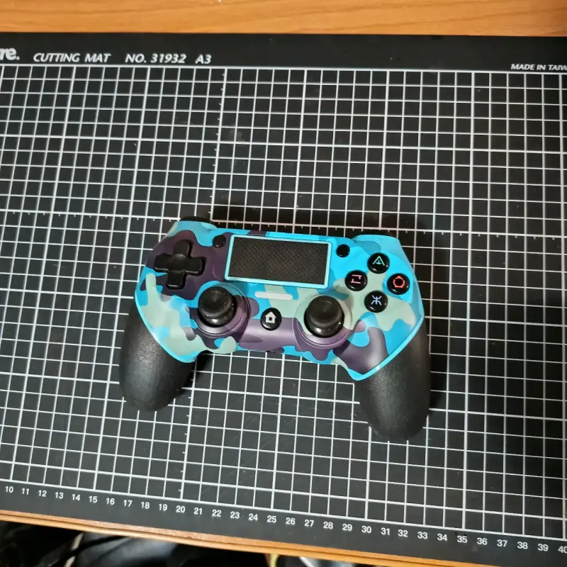 Control inalámbrico camuflado para PS4 - 1