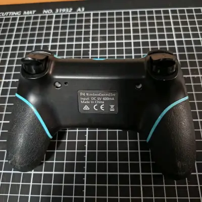 Control inalámbrico camuflado para PS4 - miniatura 2