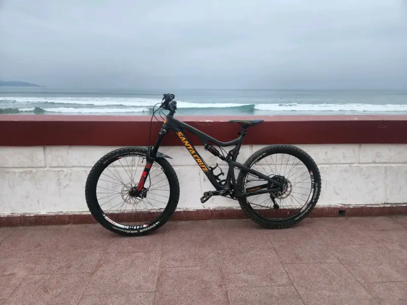 Bicicleta Santa Cruz Bronson C - 2